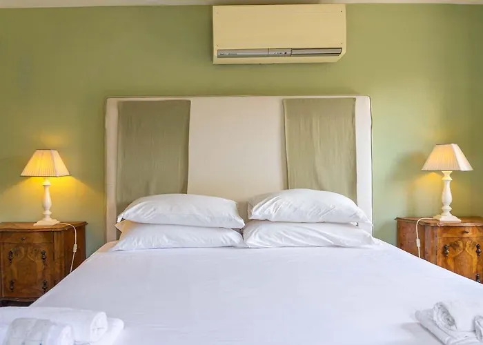 Easytopstay - Piazza Venezia Charming & Bright *