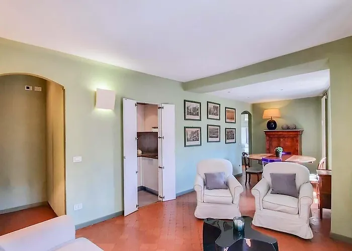 Easytopstay - Piazza Venezia Charming & Bright 아파트 로마