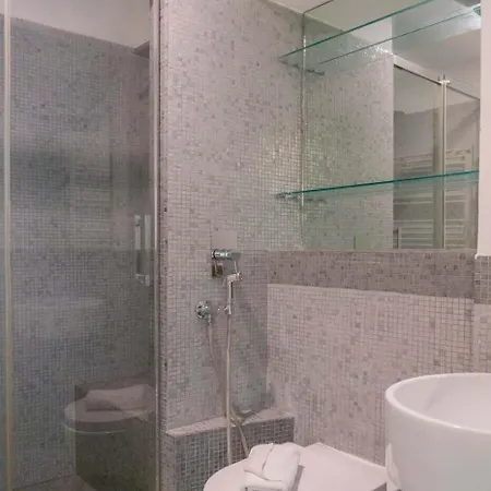 Easytopstay - Piazza Venezia Charming & Bright Appartement Rome